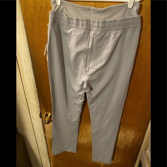 Nydj bottoms - Picture 2 of 4